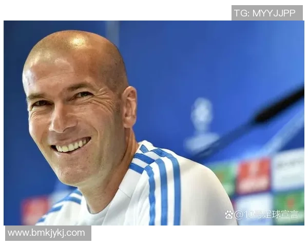 四号白色足球球星是谁揭秘及其精彩生涯回顾